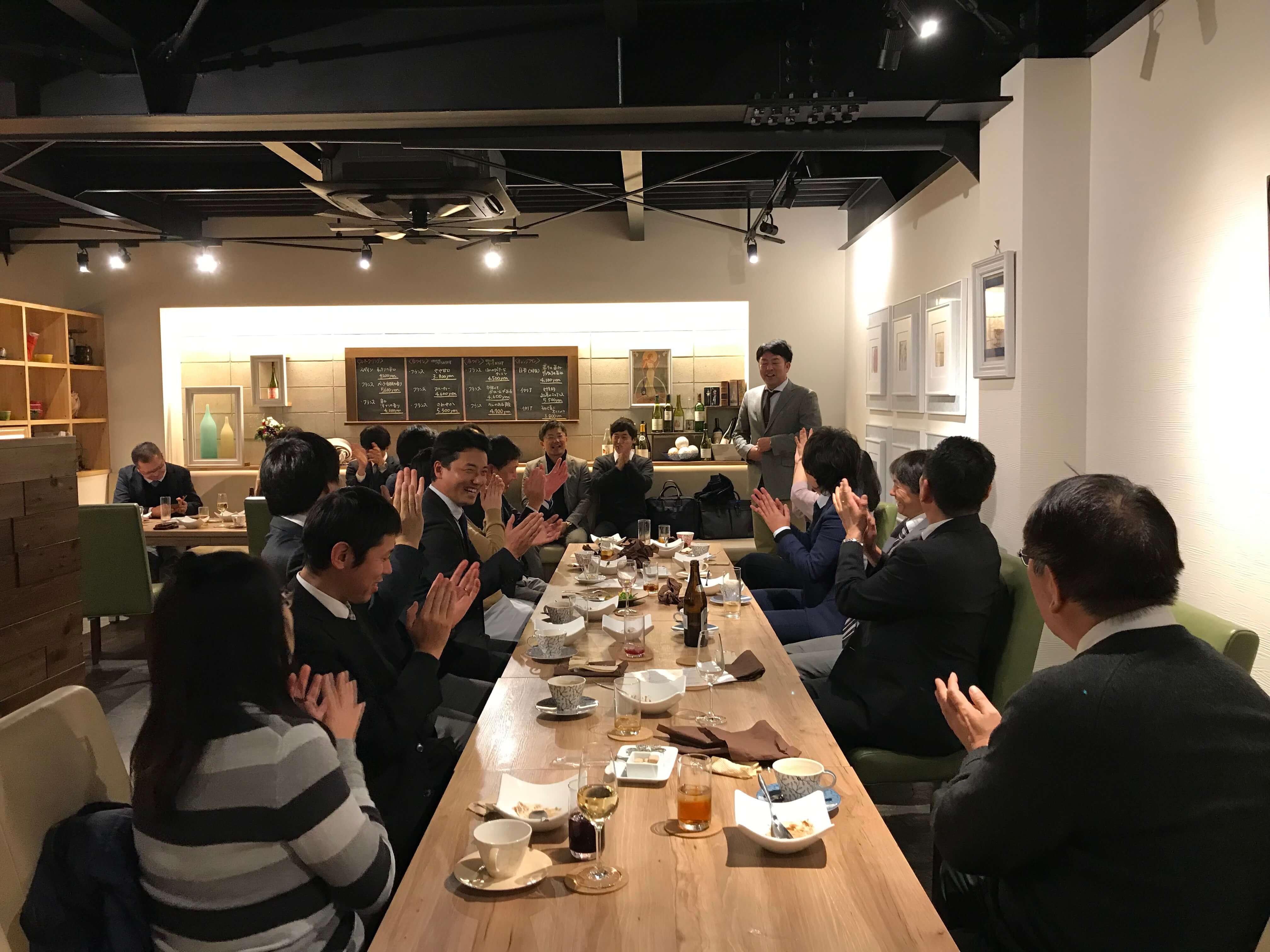 08社員交流BBQ、フットサル、社員旅行。何よりチームワークを大切にします。
